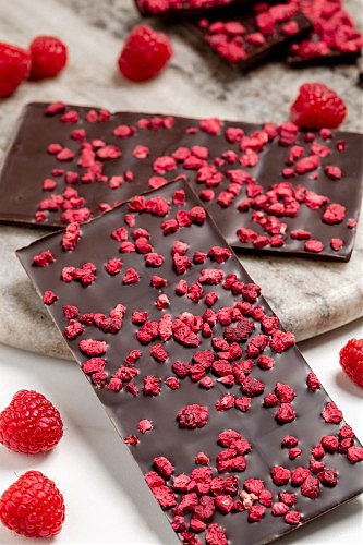 Dark Chocolate Raspberry Bar