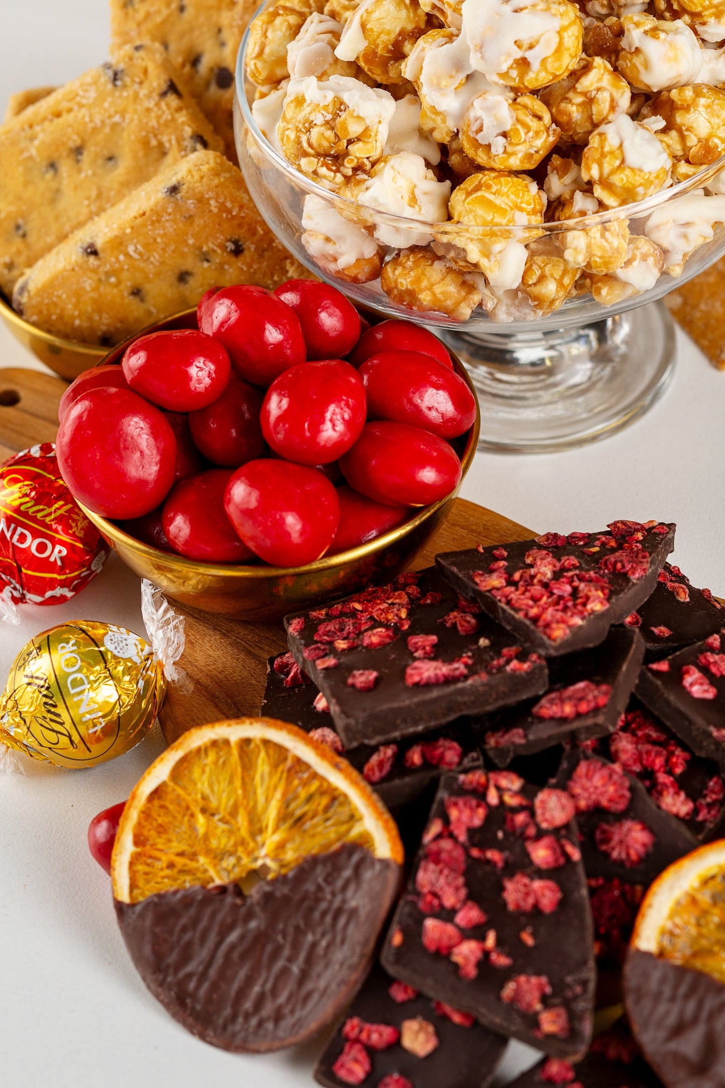 Magnificent Park Avenue Wine Basket Sweets & Treats