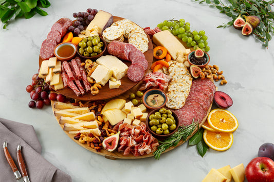 7 Best Gift Baskets to Send to Someone in the USA