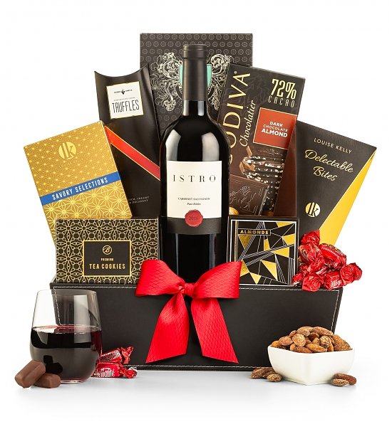 The 5th Avenue Classic Wine Gift Basket