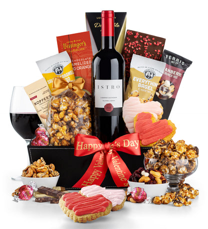 Love on 5th Avenue Classic Wine Basket