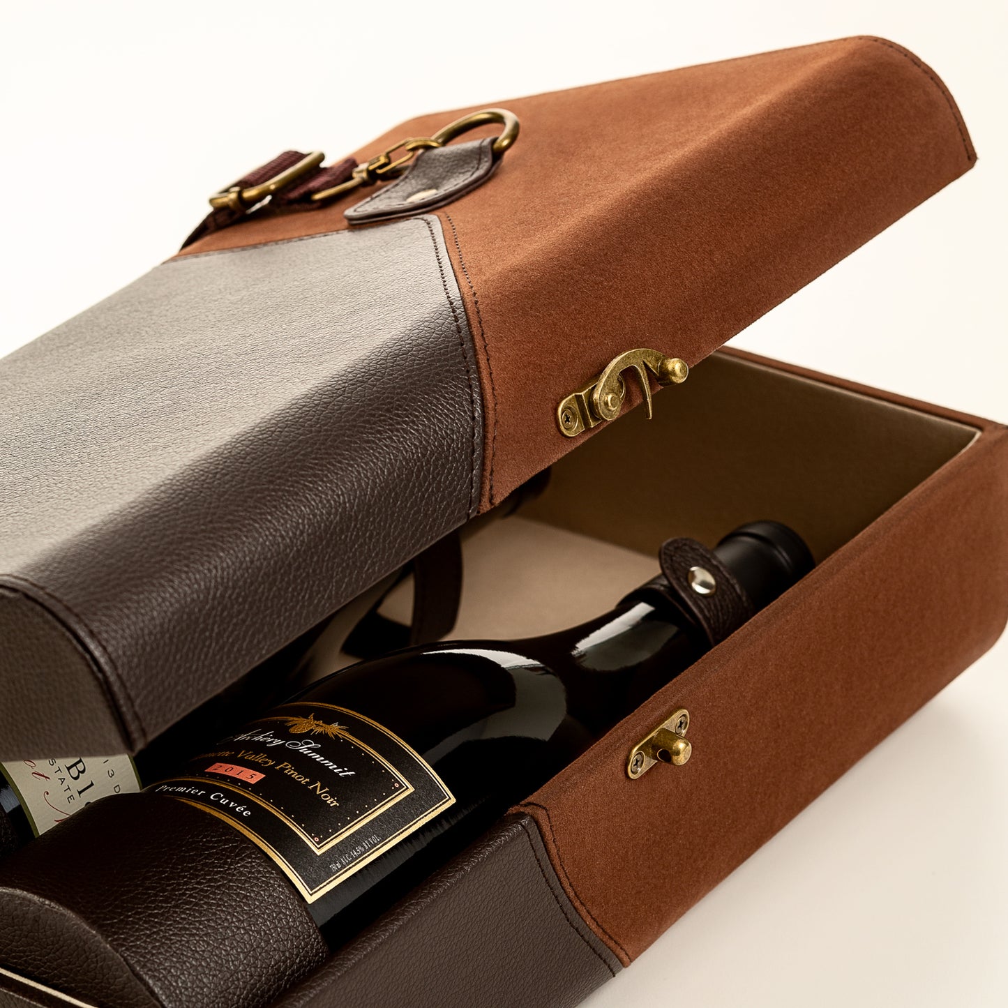 Far Niente Wine Duet & Travel Wine Case