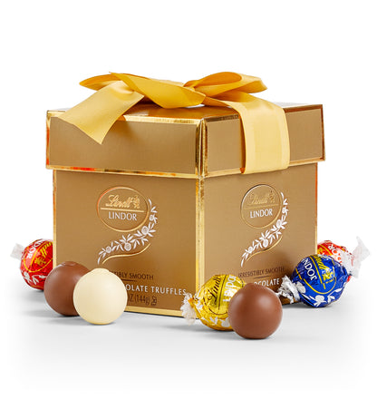 Classic LINDOR Assorted Truffle Box with Chateau Montmore Reserve