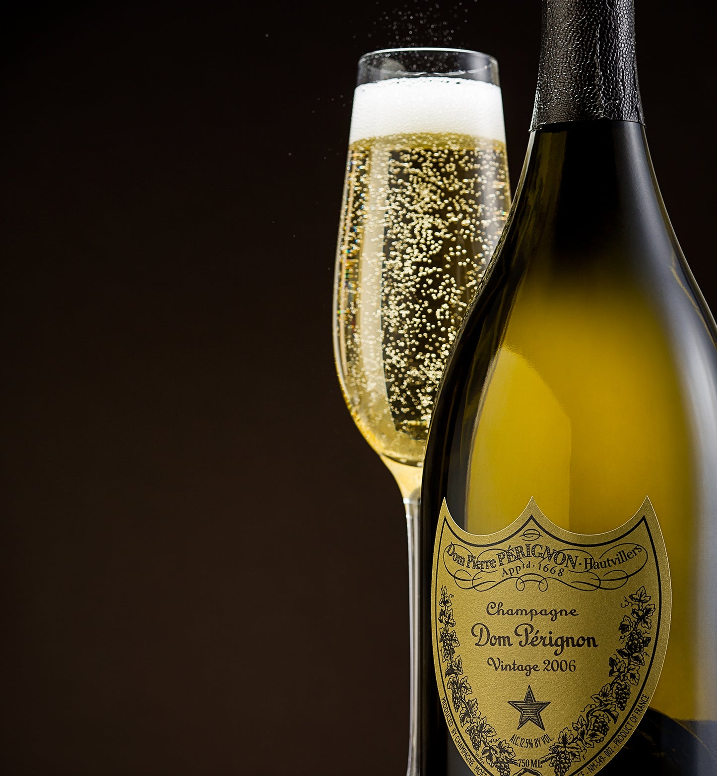Dom Pérignon Champagne Gift Basket
